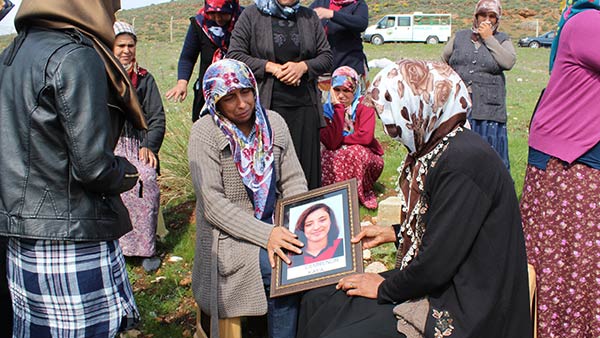 cemre-nur-kaya-annesi