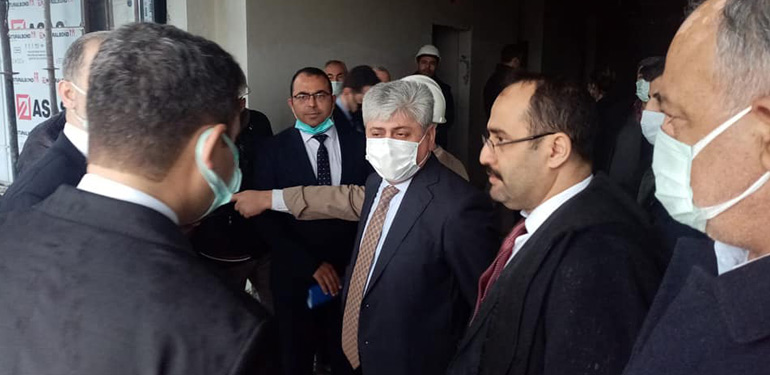 Vali-Dogan-Arsuz-Devlet-Hastanesinde-Incelemelerde-Bulundu